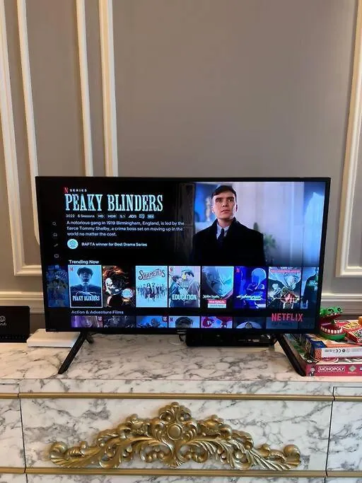 Arte Mont Kiara-Netflix-Muji-Muji-6Pax Apartment Kuala Lumpur 0*,  Malaysia